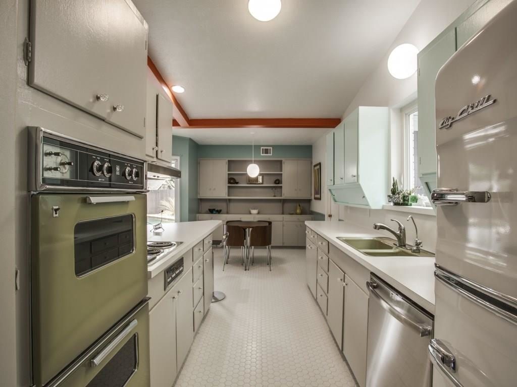 3356 Merrell Kitchen 2