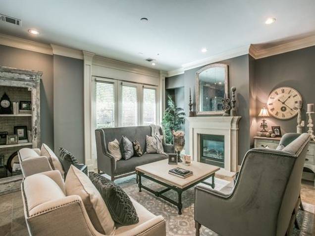 6615 Bandera 1A Living