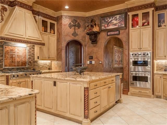 9553 BELLA TERRA Kitchen 2
