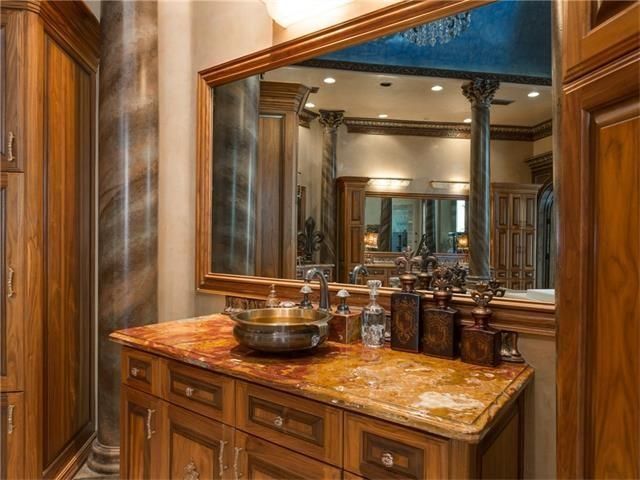 9553 BELLA TERRA Master vanity