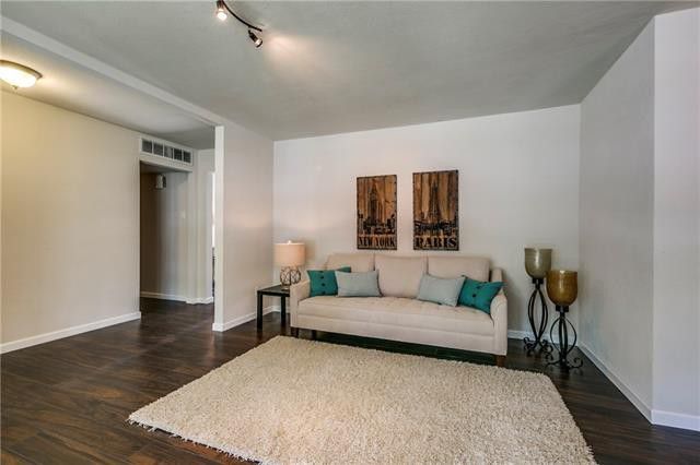 Hillview Terrace East Dallas Home for Sale | CandysDirt.com
