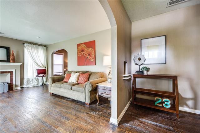 Darling Dells District Home | CandysDirt.com