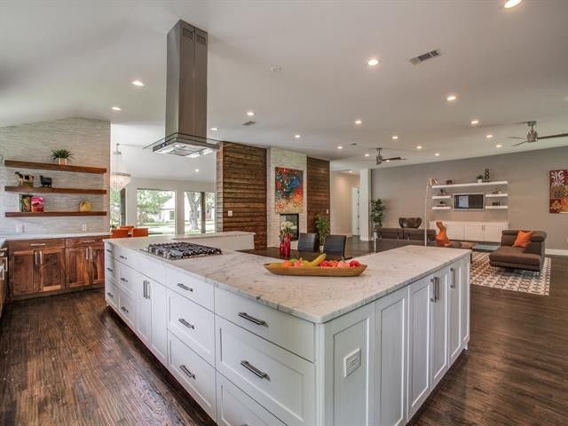 Splurge vs. Steal: Two Dallas Luxury Houses in the Coveted 75230 Zip Code | CandysDirt.com