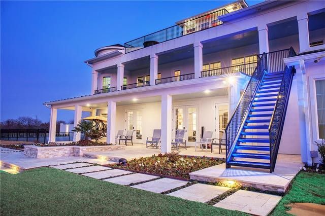 Horse-lover's Dream House Near Equestrian Trails at Lake Ray Roberts | CandysDirt.com