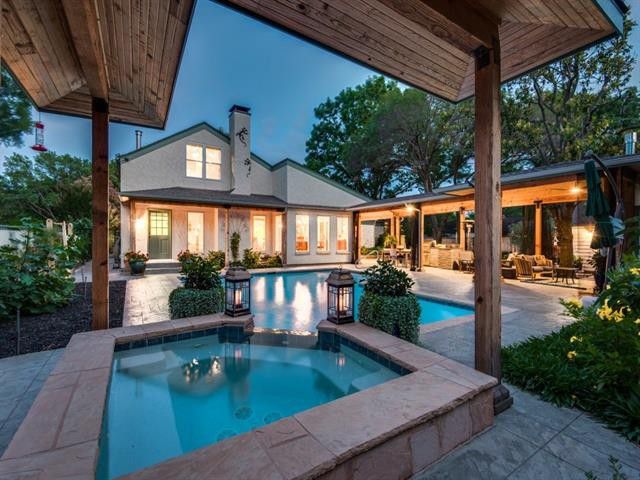 Splurge vs Steal: Take Your Pick in East Dallas' Casa Linda Estates | CandysDirt.com