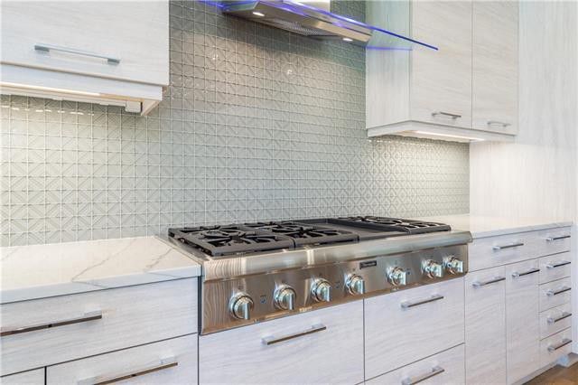 Kitchens and Bathrooms Take Center Stage in these Three DFW Luxury Homes | CandysDirt.com