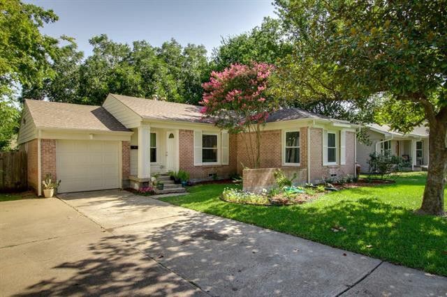 Splurge vs. Steal: Two Houses in Midway Hollow | CandysDirt.com