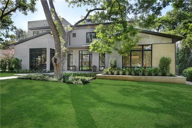 Exceptional Bluffview Custom Contemporary Takes Luxury Seriously with Fab Looks | CandysDirt.com