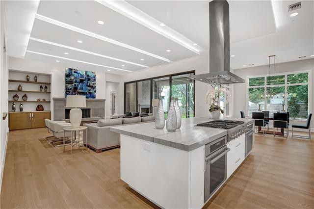 Exceptional Bluffview Custom Contemporary Takes Luxury Seriously with Fab Looks | CandysDirt.com