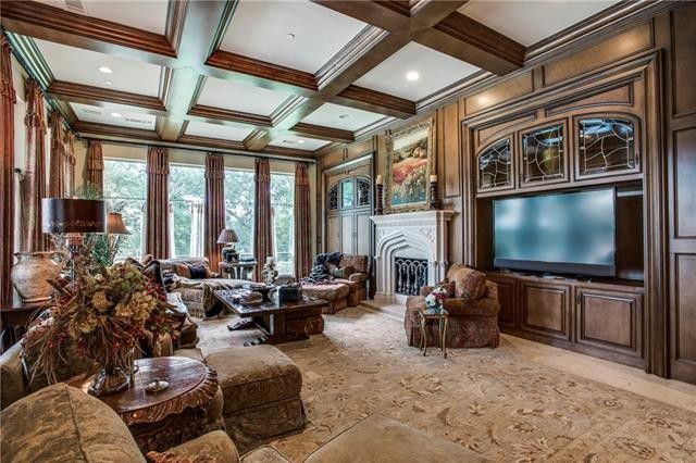 Ebby Halliday Helps Buyers Navigate the Luxury Home Market in DFW | CandysDirt.com