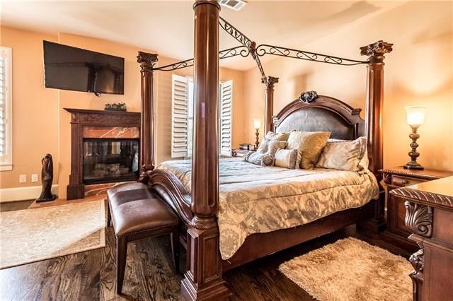 Splurge vs. Steal: Two State & Allen Townhomes | CandysDirt.com