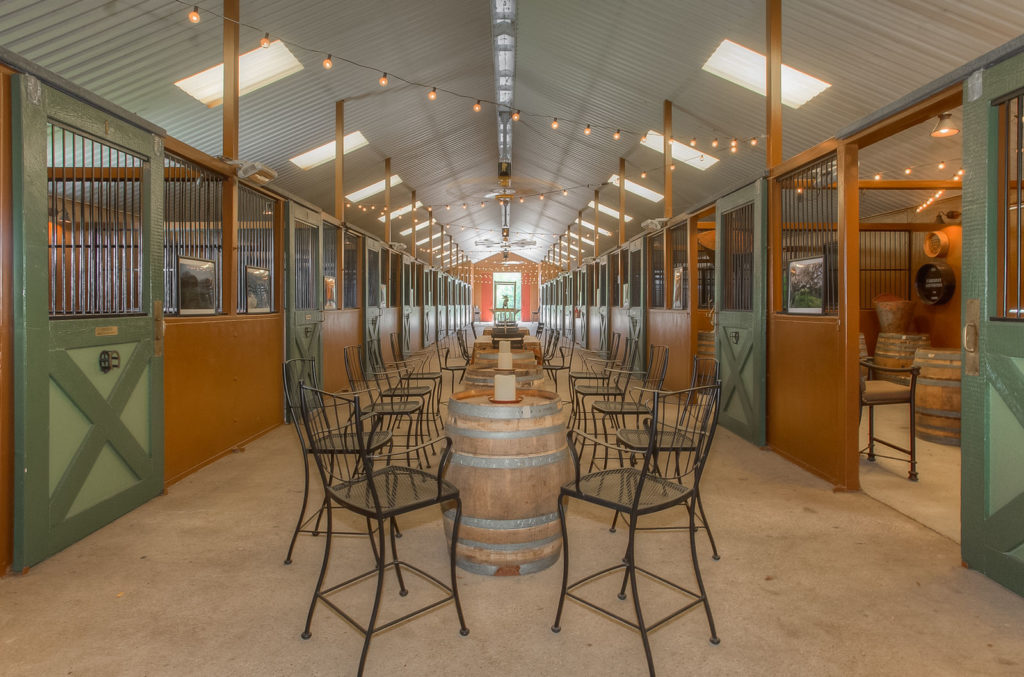 Find the Finest Luxury Equestrian Estate at Kipling Lear Farm Near Fort Worth | CandysDirt.com