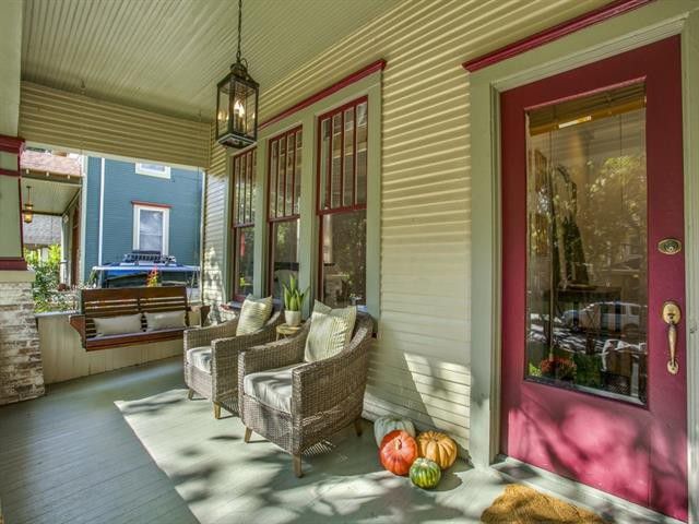 Celebrate Historic Oak Cliff Living with this Winnetka Heights Craftsman Bungalow | CandysDirt.com