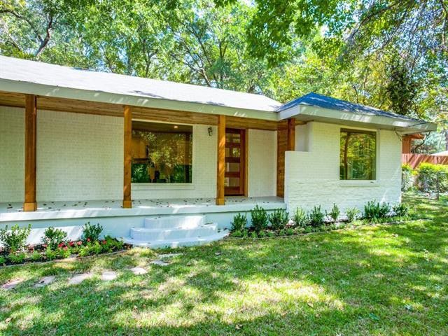 Elevate Your Style at this North Oak Cliff Renovated Home | CandysDirt.com