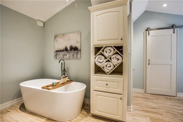 Russwood Acres Estate on Lush Grounds Impresses in our Dallas Open Houses | CandysDirt.com