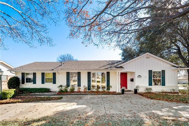 Brookhaven Golf Course Home with Open Floorplan, Mod Updates | CandysDirt.com