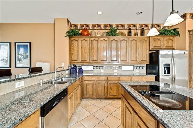 Splurge vs. Steal: Two Dallas Homes with over 3,000 Square Feet | CandysDirt.com