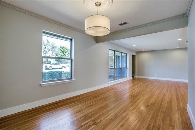 Find Picturesque Park Views, Renovated Interiors In This Oak Park Estates Home | CandysDirt.com