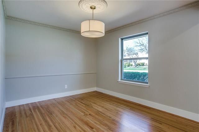 Find Picturesque Park Views, Renovated Interiors In This Oak Park Estates Home | CandysDirt.com