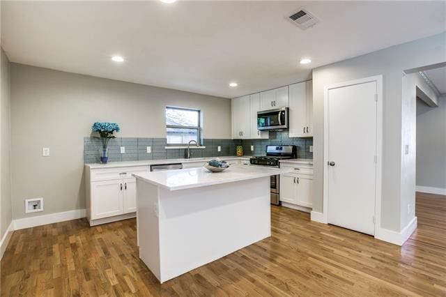 Find Picturesque Park Views, Renovated Interiors In This Oak Park Estates Home | CandysDirt.com