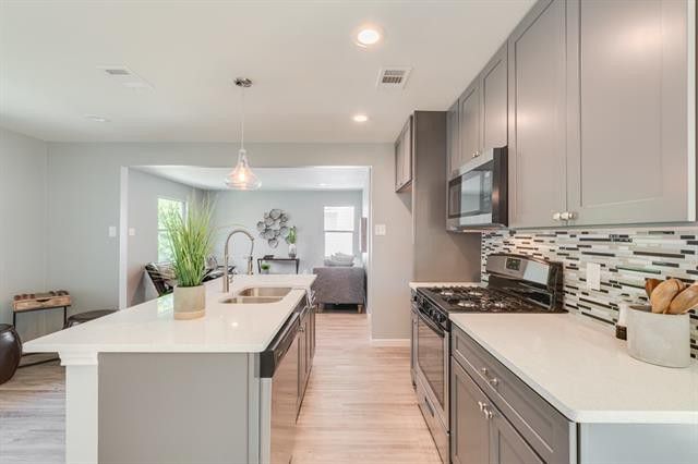 East Dallas Cottage Packs Big Scandinavian Style for Millennial Appeal | CandysDirt.com