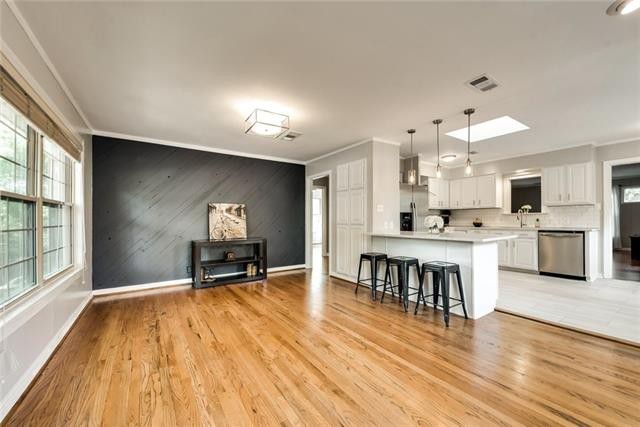 Appealing El Tivoli Place Property Sits Among Winding, Hilly Streets in Oak Cliff | CandysDirt.com