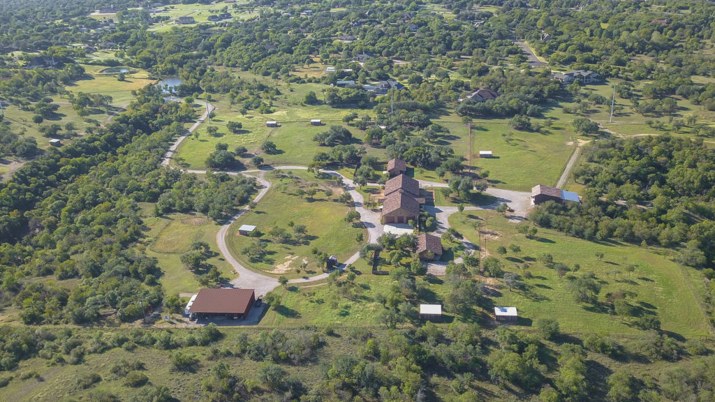 Horse ranch minutes from Downtown Fort Worth ask Seth Fowler