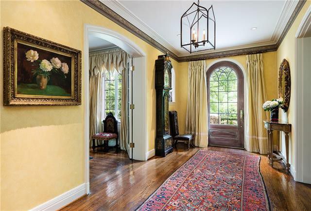 English Country Tudor