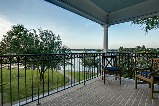 10 Island Drive Balcony