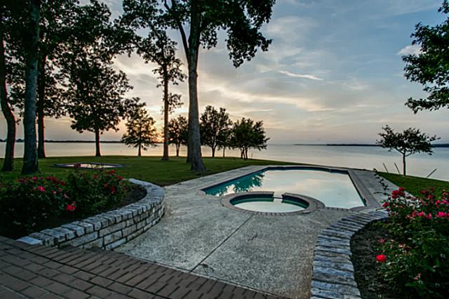 10 Island Drive Lake View