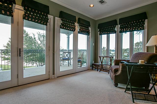 10 Island Drive Sitting room