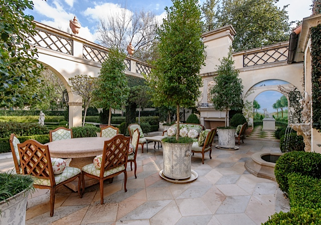 9434 Alva court gardens 2