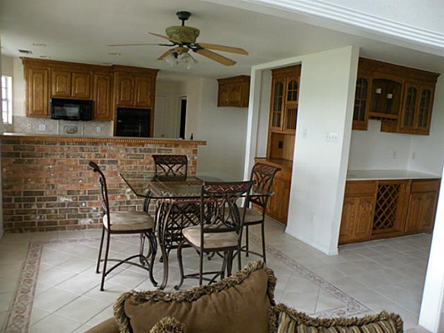 KitchenandWetBar