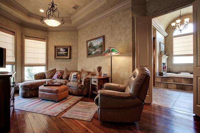 Master Suite Sitting Area