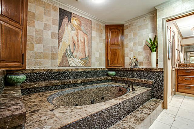 Master mosaic tub