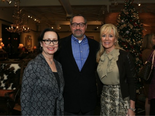 margaret-chambers-john-bolt-susan-mooney-anteks-christmas-party_160453