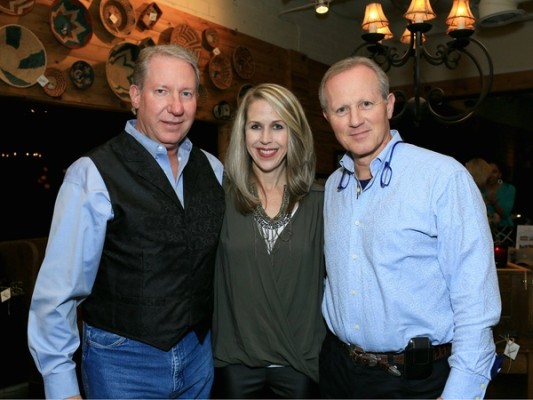 perry-smith-sabra-girard-mark-hutchinson-anteks-chrsitmas-party_160515