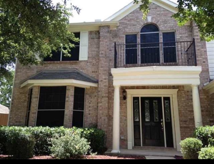 Apartments cost more to rent in Flower Mound than any other city in Texas. Oddly enough, though, the rental price for a spacious four-bedroom Equal Housing Opportunity home isn’t much higher than what you’d drop on a much smaller apartment.