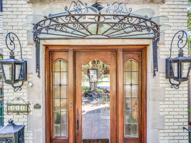 Swiss Avenue estate