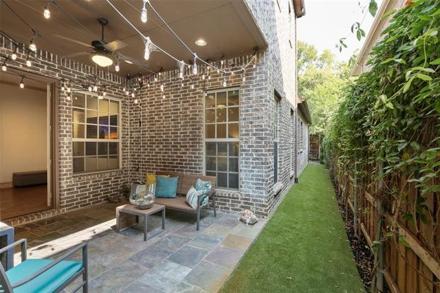 modern Tudor