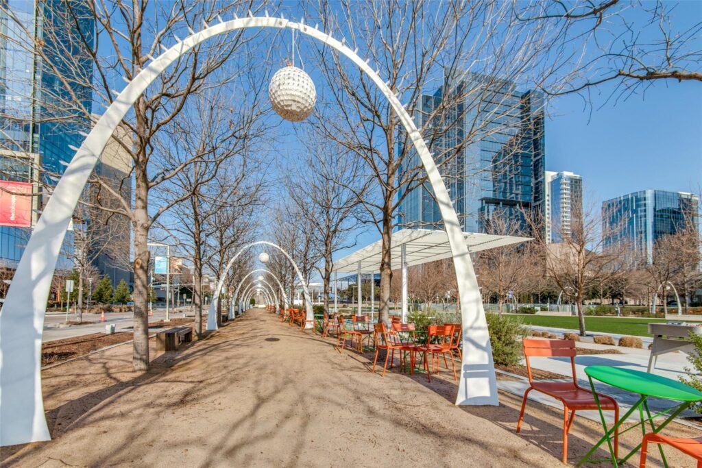 Klyde Warren Park