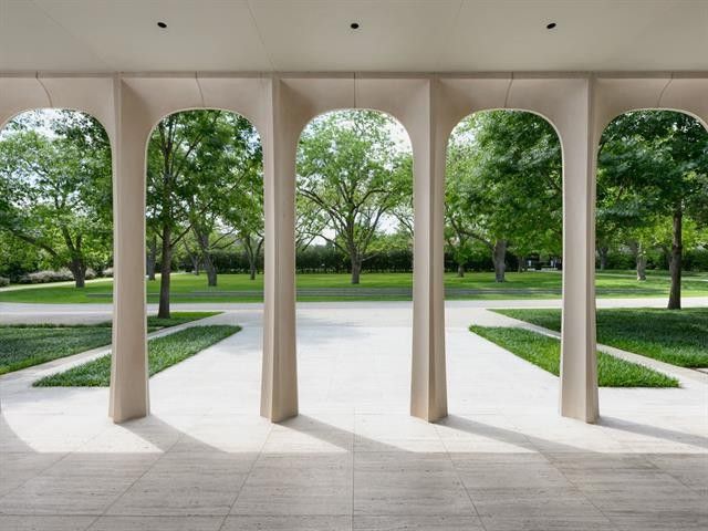 Philip Johnson Modernist