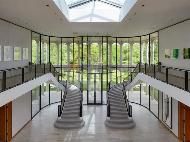 Philip Johnson Modernist