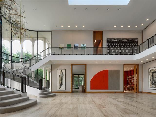 Philip Johnson Modernist
