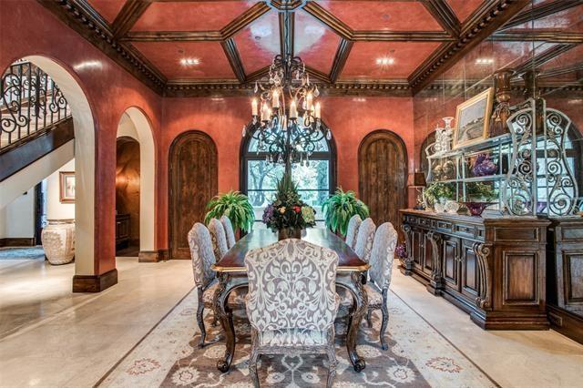 Tuscan estate