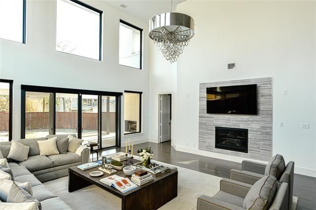 Midway Hollow contemporary