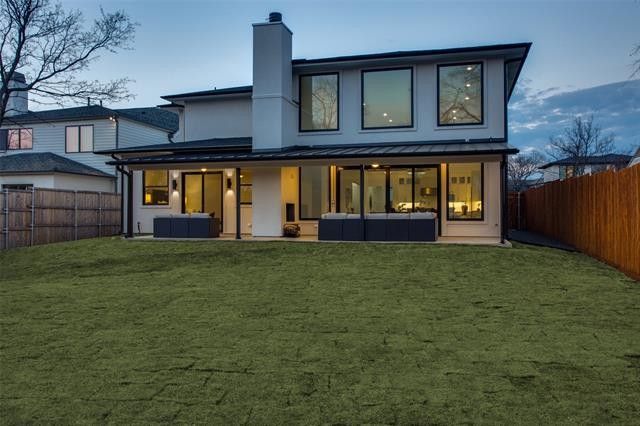 Midway Hollow contemporary
