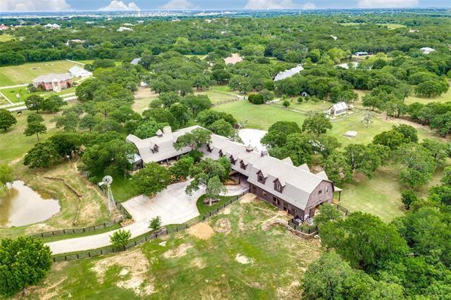 luxurious farmhouse