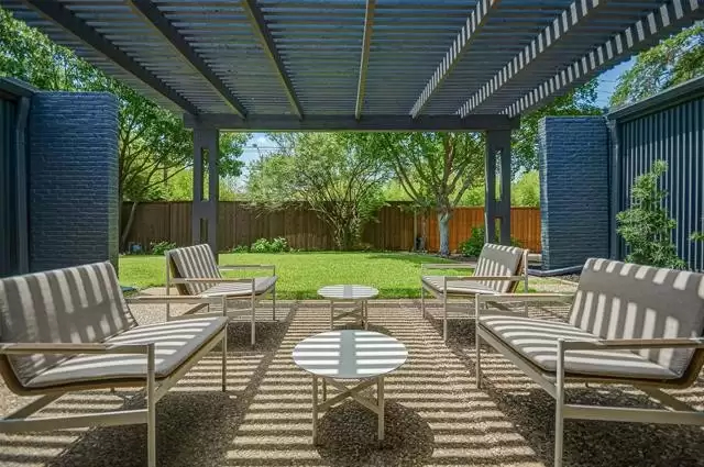 Midcentury Modern ranch