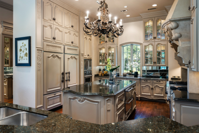 The Dallas Luxury Look
